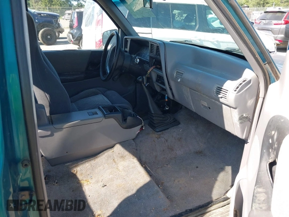 1994 Ford Ranger Splash с VIN 1FTCR14X9RPB02272, выставлен на аукционе IAAI как лот 42669825 с пробегом 76 635 миль миль и . История ставок и продаж доступна на DreamBid. Изображение 5.