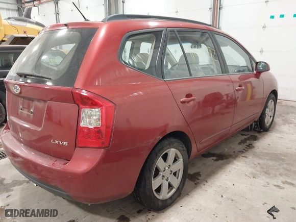 2008 Kia Rondo EX with VIN KNAFG526487132151, listed as a IAAI auction lot 41540272 with 193,435 mi miles. Bid and sale history available at carsss.com. Image 4.