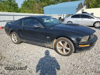 2008 Ford Mustang GT Deluxe with VIN 1ZVHT82H585171950, listed as a Copart auction lot 51599375 with 129,896 mi miles and Salvage Title. Bid and sale history available at carsss.com. Image 4.
