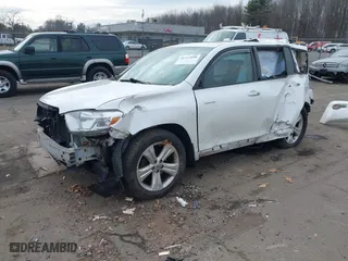2010 Toyota Highlander Limited with VIN 5TDDK3EH1AS029162, listed as a IAAI auction lot 41313080 with 143,738 mi miles. Bid and sale history available at carsss.com. Image 23.