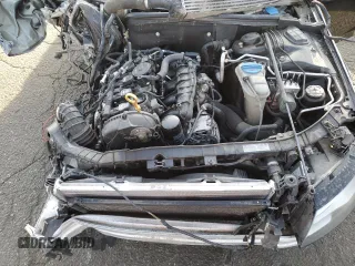 2011 Audi A4 Premium Plus z VIN WAUWFAFL1BA073078, wystawiony jako Copart lot #49477055 z przebiegiem Nie podano mil oraz Nie do naprawy • Non repairable. Historia ofert i sprzedaży dostępna na DreamBid. Obrazek 12.