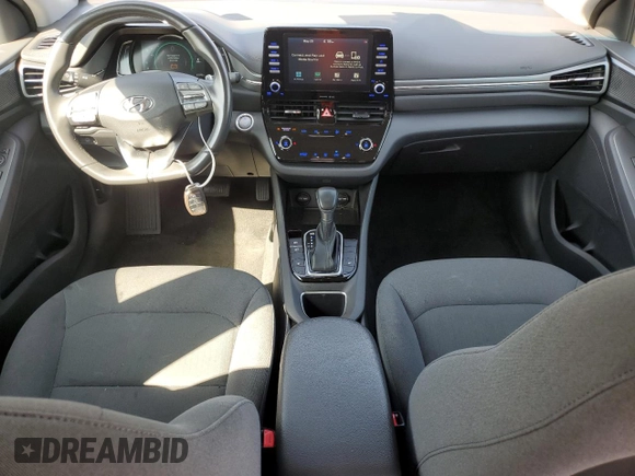 2020 Hyundai Ioniq SEL с VIN KMHC85LC4LU240248, выставлен на аукционе Copart как лот 59132225 с пробегом 63 292 миль миль и Списание • Salvage title. История ставок и продаж доступна на DreamBid. Изображение 8.