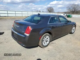 2015 Chrysler 300 Limited z VIN 2C3CCAAG1FH887381, wystawiony jako Copart lot #50533595 z przebiegiem 192 630 mil mil oraz Nie do naprawy • Non repairable. Historia ofert i sprzedaży dostępna na DreamBid. Obrazek 3.