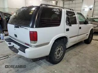 2000 GMC Jimmy SLE Convenience with VIN 1GKDT13W9Y2396240, listed as a Copart auction lot 64545613 with 192,773 mi miles and Salvage Title. Bid and sale history available at carsss.com. Image 3.