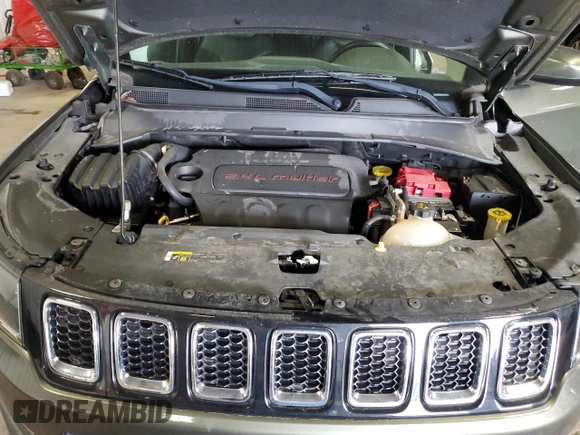 2019 Jeep Compass Latitude with VIN 3C4NJDBB3KT648124, listed as a Copart auction lot 61092435 with 52,185 mi miles and Clean title. Bid and sale history available at DreamBid. Image 12.