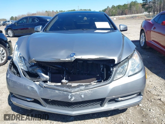 2013 Mercedes-Benz E-Class E 350 with VIN WDDKJ8JB3DF210590, listed as a IAAI auction lot 41813869 with 77,247 mi miles. Bid and sale history available at carsss.com. Image 12.