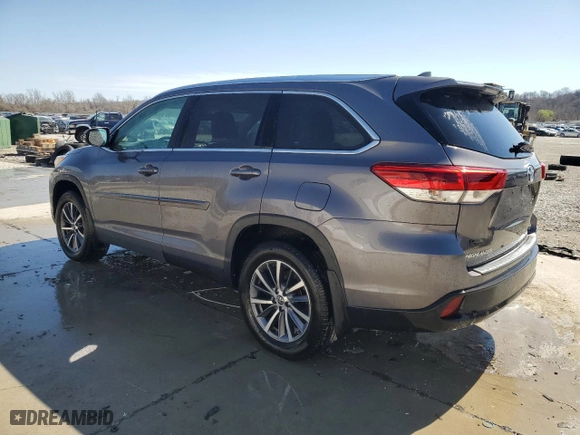 2019 Toyota Highlander SE with VIN 5TDJZRFH6KS925510, listed as a Copart auction lot 48819195 with 96,677 mi miles and Salvage Title. Bid and sale history available at carsss.com. Image 2.