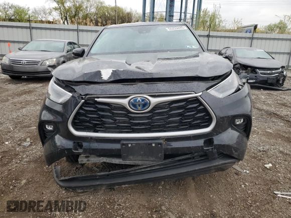 2023 Toyota Highlander Hybrid LE with VIN 5TDBBRCH5PS586128, listed as a Copart auction lot 55253445 with 28,362 mi miles and Salvage title. Bid and sale history available at DreamBid. Image 5.
