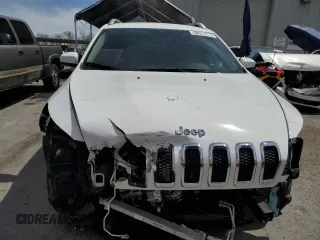 2018 Jeep Cherokee Latitude Plus with VIN 1C4PJLLBXJD561813, listed as a Copart auction lot 58551815 with 36,499 mi miles and Salvage title. Bid and sale history available at DreamBid. Image 5.