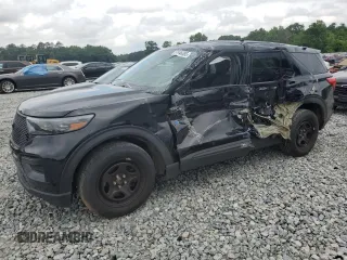2023 Ford Police Interceptor Utility z VIN 1FM5K8AB1PGA33214, wystawiony jako Copart lot #57846485 z przebiegiem 6026 mil mil oraz Szkody całkowita. Historia ofert i sprzedaży dostępna na DreamBid. Obrazek 1.