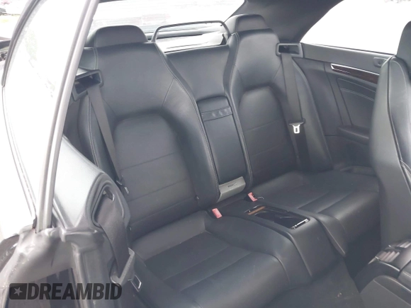 2014 Mercedes-Benz E 350 with VIN WDDKK5KF7EF240724, listed as a IAAI auction lot 42469727 with 116,174 mi miles and . Bid and sale history available at DreamBid. Image 8.