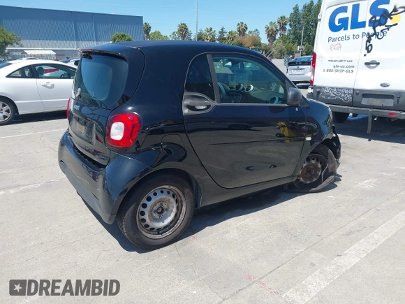 2016 Smart fortwo Passion with VIN WMEFJ5DA7GK068111, listed as a IAAI auction lot 42260953 with 87,115 mi miles and . Bid and sale history available at DreamBid. Image 4.