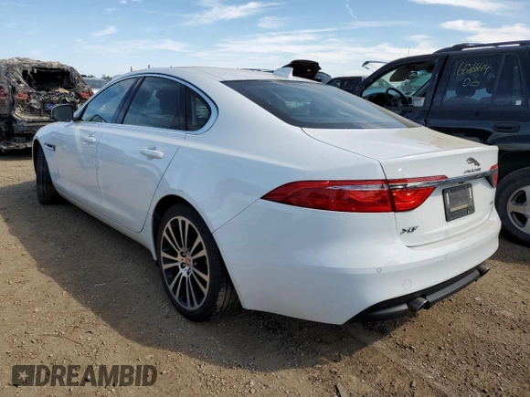 2019 Jaguar XF 25t Prestige with VIN SAJBE4FX4KCY74392, listed as a Copart auction lot 65859214 with 61,854 mi miles and Salvage Title. Bid and sale history available at carsss.com. Image 2.