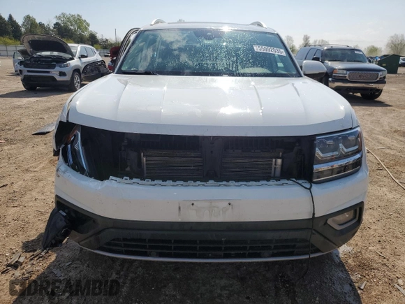 2018 Volkswagen Atlas SEL Premium z VIN 1V2NR2CAXJC539249, wystawiony jako Copart lot #55992035 z przebiegiem 132 814 mil mil oraz Szkoda całkowita • Salvage title. Historia ofert i sprzedaży dostępna na DreamBid. Obrazek 5.