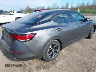 2022 Nissan Sentra SV z VIN 3N1AB8CV1NY275140, wystawiony jako IAAI lot #42156242 z przebiegiem 55 729 mil mil oraz . Historia ofert i sprzedaży dostępna na DreamBid. Obrazek 4.