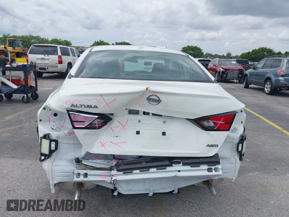 2025 Nissan Altima SV with VIN 1N4BL4DW9SN354116, listed as a IAAI auction lot 41757622 with 3,013 mi miles and . Bid and sale history available at DreamBid. Image 17.