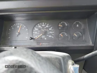 1991 Dodge Dakota z VIN 1B7GG26X3MS259618, wystawiony jako IAAI lot #42316385 z przebiegiem 174 734 mil mil oraz . Historia ofert i sprzedaży dostępna na DreamBid. Obrazek 7.