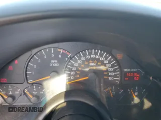 2001 Pontiac Firebird Formula z VIN 2G2FV22G912123611, wystawiony jako Copart lot #56820064 z przebiegiem 55 319 mil mil oraz Szkody całkowita. Historia ofert i sprzedaży dostępna na DreamBid. Obrazek 9.