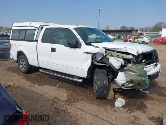 2013 Ford F-150 XL with VIN 1FTFX1CF6DKD40601, listed as a IAAI auction lot 42065912 with 181,788 mi miles and . Bid and sale history available at carsss.com. Image 1.