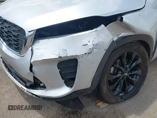 2020 Kia Sorento S z VIN 5XYPG4A55LG694372, wystawiony jako IAAI lot #42183383 z przebiegiem 57 980 mil mil oraz . Historia ofert i sprzedaży dostępna na DreamBid. Obrazek 6.