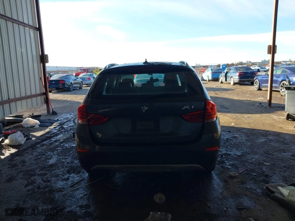 2013 BMW X1 28i with VIN WBAVM1C53DVW43228, listed as a IAAI auction lot 41301776 with 61,323 mi miles. Bid and sale history available at carsss.com. Image 16.