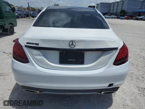 2015 Mercedes-Benz C 300 Luxury with VIN 55SWF4KB8FU050703, listed as a Copart auction lot 65587985 with 61,346 mi miles and Clean title. Bid and sale history available at DreamBid. Image 6.