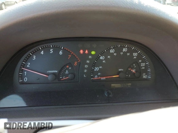 2004 Toyota Camry LE z VIN JTDBE32K640270298, wystawiony jako Copart lot #58800955 z przebiegiem 79 064 mil mil oraz Szkoda całkowita • Salvage title. Historia ofert i sprzedaży dostępna na DreamBid. Obrazek 9.