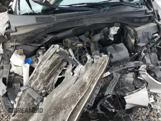 2018 Hyundai Santa Fe 2.4L z VIN 5NMZT3LB2JH104519, wystawiony jako Copart lot #60915715 z przebiegiem Nie podano mil oraz Szkoda całkowita • Salvage title. Historia ofert i sprzedaży dostępna na DreamBid. Obrazek 11.