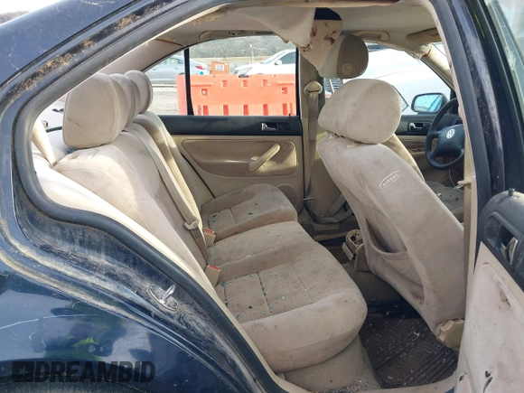 2000 Volkswagen Jetta с VIN 3VWSC29M2YM113469, выставлен на аукционе IAAI как лот 41598371 с пробегом 322 652 миль миль и . История ставок и продаж доступна на DreamBid. Изображение 8.