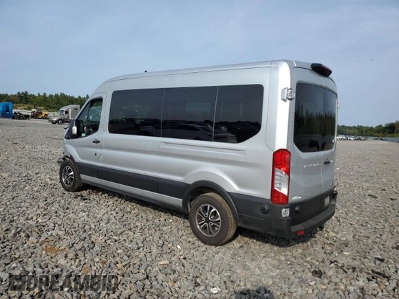 2024 Ford Transit Passenger XL with VIN 1FBAX2CGXRKA76402, listed as a Copart auction lot 72008594 with 4,063 mi miles and Salvage Title. Bid and sale history available at DreamBid. Image 2.