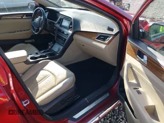 2015 Hyundai Sonata Limited with VIN 5NPE34AF7FH060103, listed as a IAAI auction lot 42096524 with 119,497 mi miles and . Bid and sale history available at carsss.com. Image 5.
