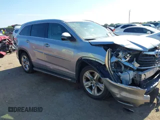2015 Toyota Highlander Limited with VIN 5TDYKRFH4FS111378, listed as a IAAI auction lot 42574747 with 245,479 mi miles and . Bid and sale history available at DreamBid. Image 1.