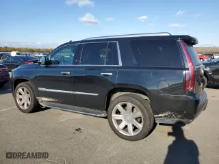 2019 Cadillac Escalade Luxury with VIN 1GYS3BKJ2KR115063, listed as a Copart auction lot 84330804 with 43,600 mi miles and Clean Title. Bid and sale history available at carsss.com. Image 2.