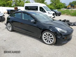 2023 Tesla Model 3 z VIN 5YJ3E1EA1PF438043, wystawiony jako Copart lot #61090305 z przebiegiem Nie podano mil oraz Nie do naprawy • Non repairable. Historia ofert i sprzedaży dostępna na DreamBid. Obrazek 4.