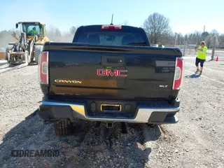 2015 GMC Canyon 2WD SLT with VIN 1GTG5CE35F1249224, listed as a IAAI auction lot 41697796 with 180,230 mi miles. Bid and sale history available at carsss.com. Image 16.