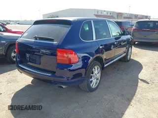 2006 Porsche Cayenne with VIN WP1AA29P86LA26221, listed as a IAAI auction lot 41863670 with 136,359 mi miles. Bid and sale history available at carsss.com. Image 4.