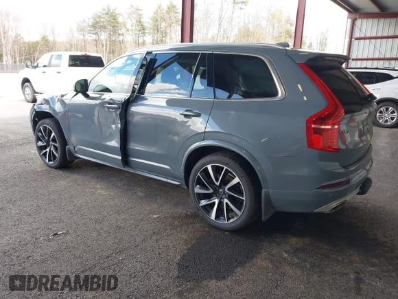 2020 Volvo XC90 Momentum with VIN YV4A221K4L1546483, listed as a IAAI auction lot 42020882 with 72,375 mi miles and . Bid and sale history available at DreamBid. Image 3.