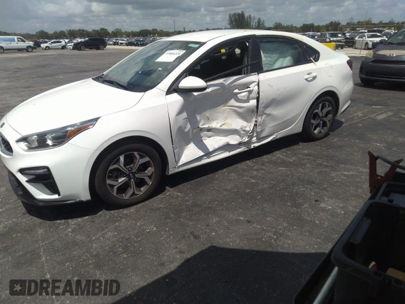 2021 Kia Forte LXS z VIN 3KPF24AD6ME322989, wystawiony jako IAAI lot #42010435 z przebiegiem 84 346 mil mil oraz . Historia ofert i sprzedaży dostępna na DreamBid. Obrazek 2.