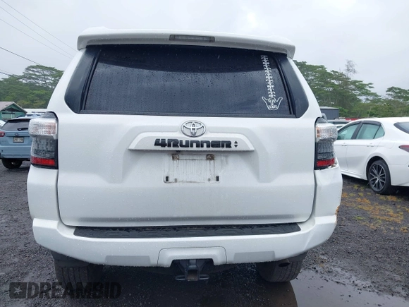 2022 Toyota 4Runner SR5 with VIN JTEMU5JR3N5987585, listed as a IAAI auction lot 41714815 with 38,874 mi miles and . Bid and sale history available at DreamBid. Image 17.