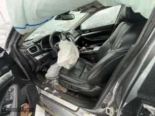 2020 Nissan Maxima SL with VIN 1N4AA6DV1LC380260, listed as a Copart auction lot 43796625 with 204,539 mi miles and Salvage Title. Bid and sale history available at carsss.com. Image 7.