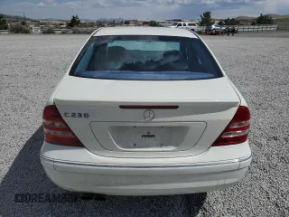 2007 Mercedes-Benz C 230 Sport with VIN WDBRF52H37F916909, listed as a Copart auction lot 52829765 with 152,660 mi miles and Salvage Title. Bid and sale history available at DreamBid. Image 6.