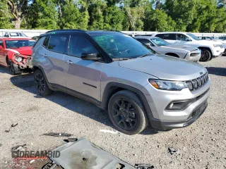 2022 Jeep Compass Latitude with VIN 3C4NJCBB9NT166613, listed as a Copart auction lot 52503895 with 63,925 mi miles and Non Repairable. Bid and sale history available at carsss.com. Image 4.
