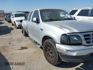 2003 Ford F-150 XL с VIN 1FTRX07W83KB40268, выставлен на аукционе IAAI как лот 42009163 с пробегом 243 836 миль миль и . История ставок и продаж доступна на DreamBid. Изображение 12.