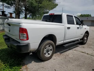 2019 Ram 2500 Tradesman with VIN 3C6UR5CJ9KG518249, listed as a Copart auction lot 53356005 with 142,814 mi miles and Clean Title. Bid and sale history available at carsss.com. Image 3.