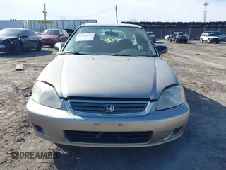 2000 Honda Civic LX with VIN 1HGEJ6679YL066102, listed as a IAAI auction lot 41585270 with 164,714 mi miles. Bid and sale history available at carsss.com. Image 11.