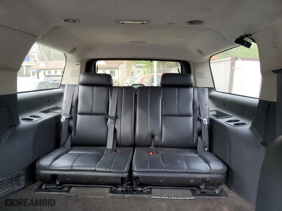 2009 Chevrolet Suburban LT w/1LT with VIN 1GNFK26339R269157, listed as a Copart auction lot 53614035 with 260,295 mi miles and Salvage Title. Bid and sale history available at carsss.com. Image 10.