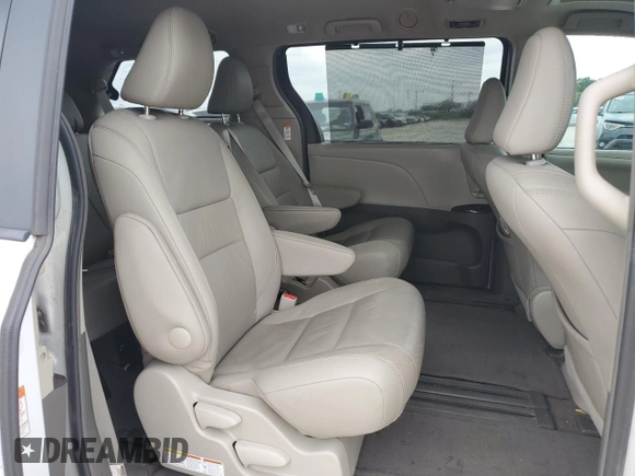 2017 Toyota Sienna XLE Auto Access Seat with VIN 5TDYZ3DC3HS826798, listed as a Copart auction lot 54487685 with 88,584 mi miles and Salvage Title. Bid and sale history available at DreamBid. Image 10.