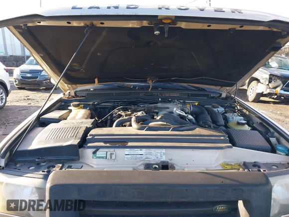 2003 Land Rover Discovery with VIN SALTL164X3A811039, listed as a IAAI auction lot 41142227 with Not Provided miles and . Bid and sale history available at DreamBid. Image 10.