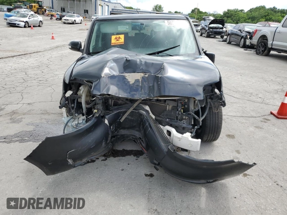 2008 Scion xB z VIN JTLKE50E281050489, wystawiony jako Copart lot #56972525 z przebiegiem 214 805 mil mil oraz Szkoda całkowita • Salvage title. Historia ofert i sprzedaży dostępna na DreamBid. Obrazek 5.