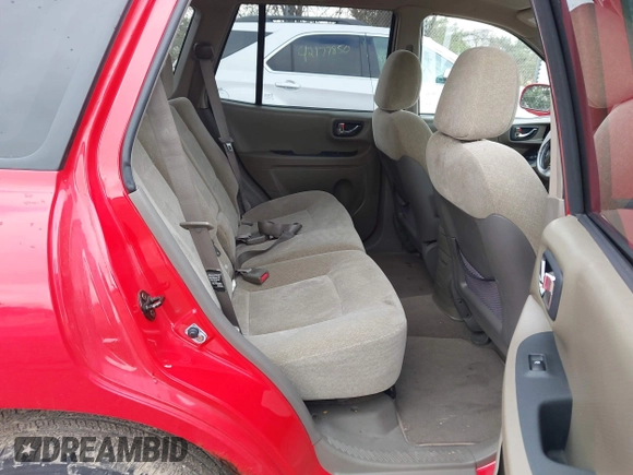 2004 Hyundai Santa Fe GLS with VIN KM8SC13D34U826307, listed as a IAAI auction lot 42151693 with 143,153 mi miles and . Bid and sale history available at DreamBid. Image 8.